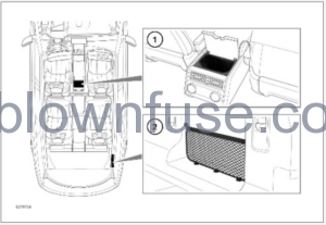2023-Land-Rover-NEW-RANGE-ROVER-STORAGE-COMPARTMENTS-FIG-3