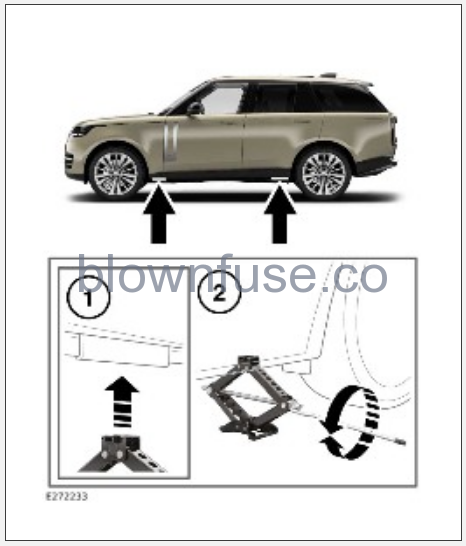 2023-Land-Rover-NEW-RANGE-ROVER-WHEEL-CHANGING-fig-13