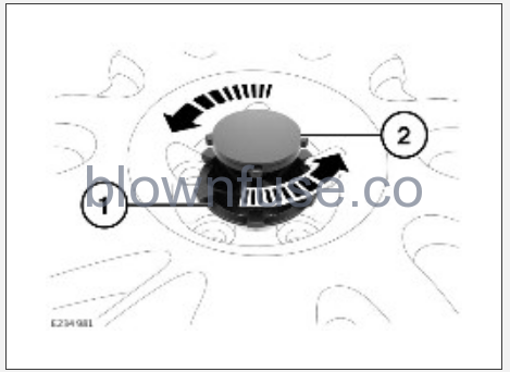 2023-Land-Rover-RANGE-ROVER-VELAR-WHEEL-CHANGING-FIG-2