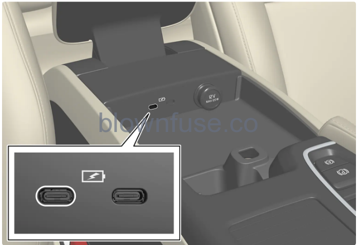 2023-Volvo-V60-Recharge-Plug-in-Hybrid-Cargo-area-Fig-26