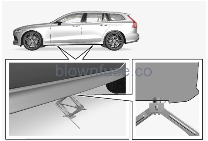 2023-Volvo-V60-Recharge-Plug-in-Hybrid-Cargo-area-Fig-36