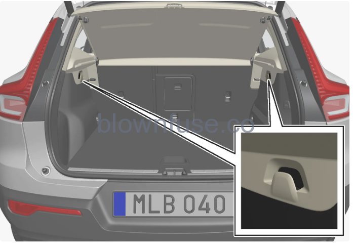 2023-Volvo-XC40-Recharge-Plug-in-Hybrid-Loading-fig-1