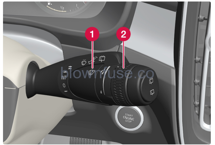 2023 Volvo XC40 Recharge Plug-in Hybrid Windscreen and rear window fig 4