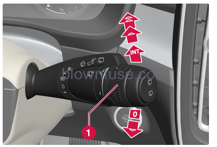 2023 Volvo XC40 Recharge Plug-in Hybrid Windscreen and rear window fig 8