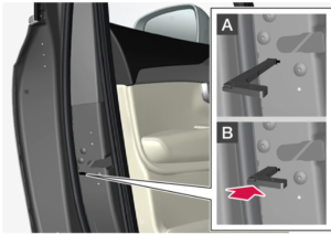 2023-Volvo-XC40-Recharge-Pure-Locking-and-unlocking-fig-12