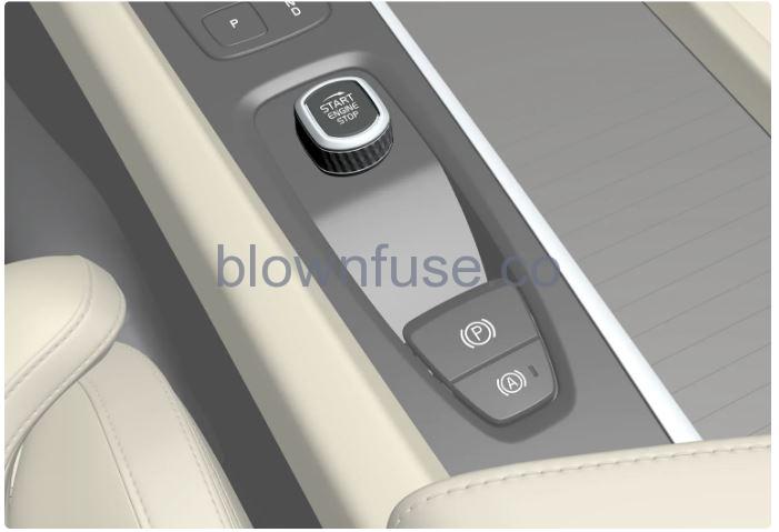 2023-Volvo-XC90-Recharge-Plug-in-Hybrid-Key-FIG-50