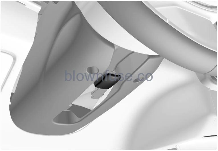 2023-Volvo-XC90-Recharge-Plug-in-Hybrid-Steering-wheel-FIG-6