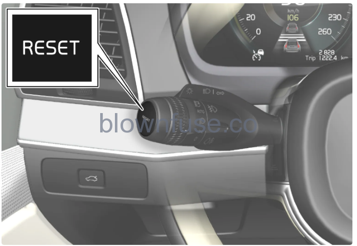 2023-Volvo-XC90-Recharge-Plug-in-Hybrid-Trip-computer-fi9-6