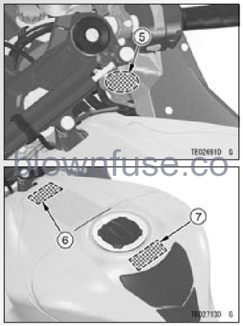 2022 Kawasaki NINJA ZX-10R Location of Labels-Fig- (4)