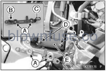 2022-Kawasaki-NINJA-ZX-14R-Fig- (188)