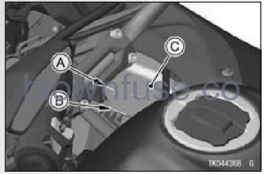 2022-Kawasaki-VERSYS-650-ABS-fig-25