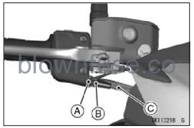 2022-Kawasaki-VERSYS-650-ABS-fig-35