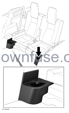 2022-Land-Rover-Discovery-Sport-Storage-Compartments-fig-2