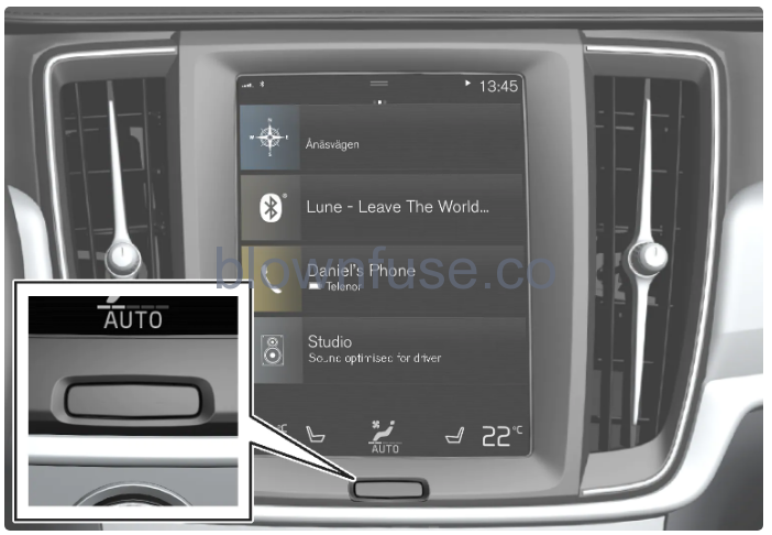 2022-Volvo-V60-Centre-display-FIG-19