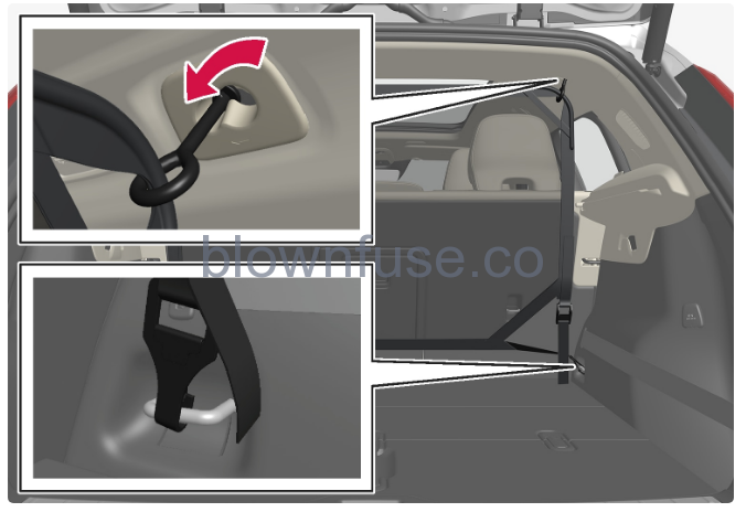 2022-Volvo-XC40-Loading-fig-5