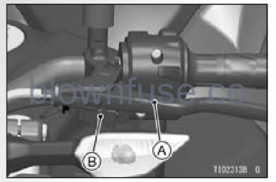 2022-Kawasaki-Z400-ABS-fig-69