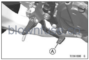 2022-Kawasaki-Z400-ABS-fig-74