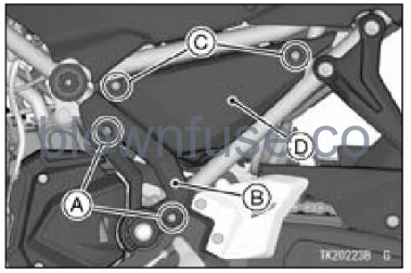 2022-Kawasaki-Z650-fig-156