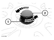 2022-Land-Rover-New-Range-Rover-Wheel-Changing-fig-8