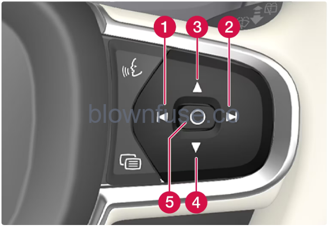 2022-Volvo-S90-Recharge-Plug-in-Hybrid-Head-up-Display-Fig-03