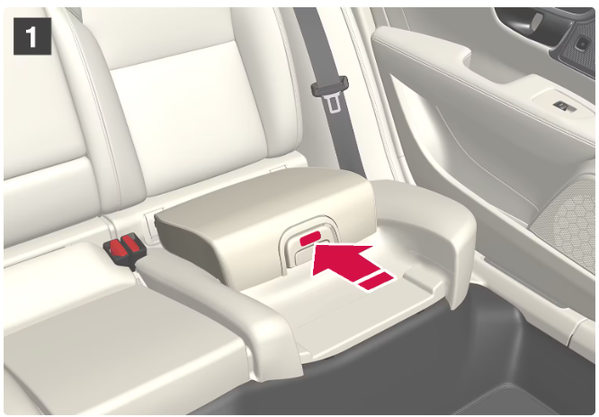 2022-Volvo-S90-Recharge-Plug-in-Hybrid-Integrated-child-seat-fig4