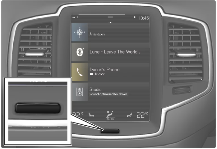 2022-XC90-Volvo-Interior-cleaning-fig-1