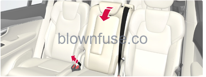 2022-XC90-Volvo-Rear-seat-fig-8